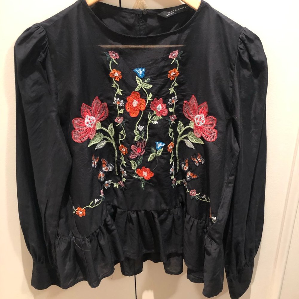 Embroidered Floral Peplum Blouse (M)